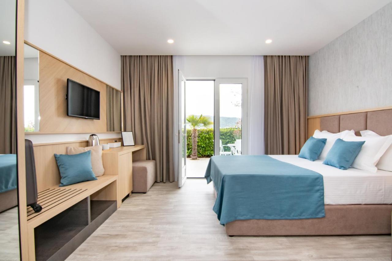 Hotel Perla - Annexes Херцег Нови Екстериор снимка